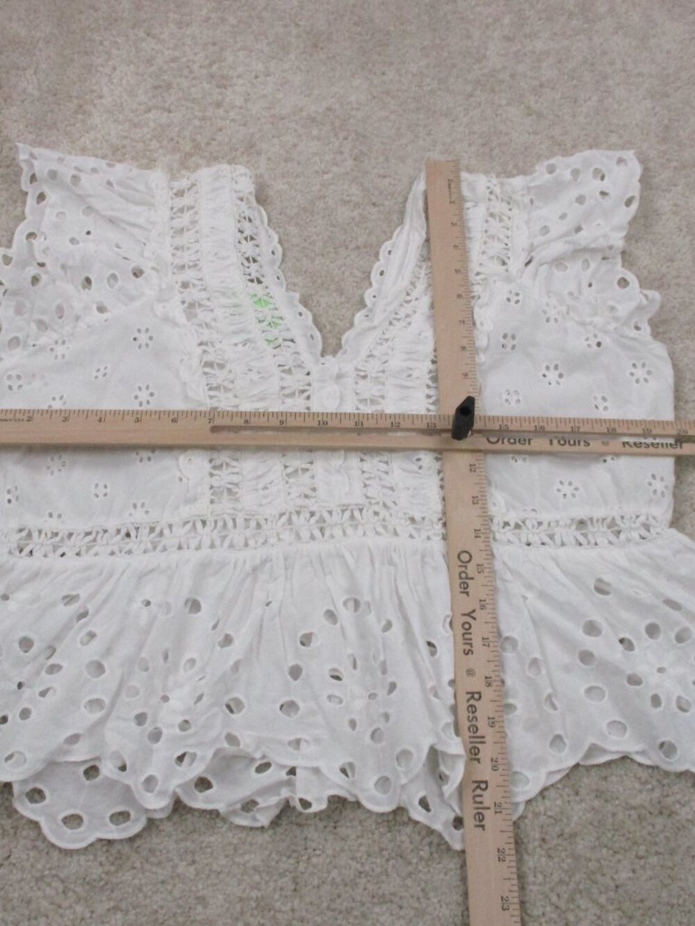 Jennifer & Grace Blouse Large White Eyelet Flutter Sleeve Delicate Lace Womens - Picture 7 of 9